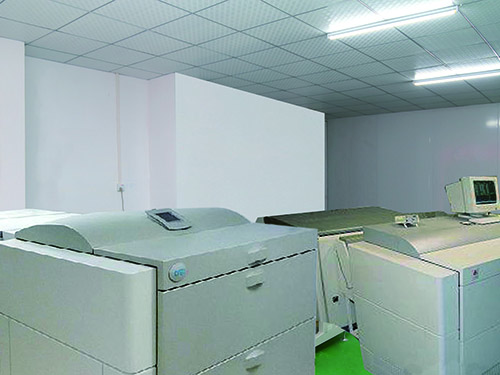 高精度菲林输出机